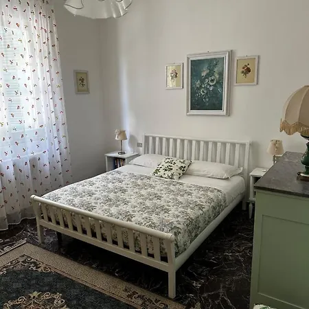 Tatil Evi La Casa Dei Due Aranci Albisola Superiore