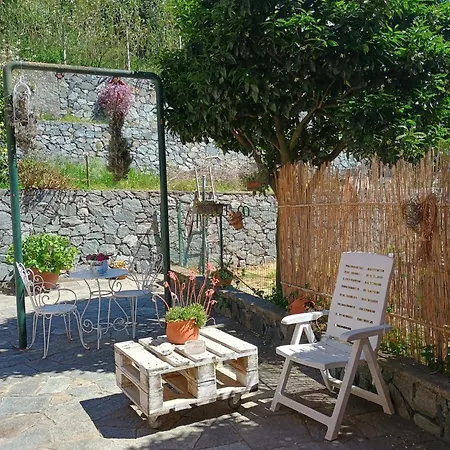 Dom wakacyjny La Casa Dei Due Aranci Albisola Superiore